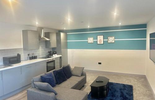 Yeadon Apartment | Serviced 2-Bedroom Flat by Brookland Stays Short Lets Leeds with Free WiFi