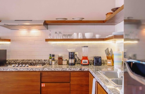 Colonos Cuzamil Apartment | Serviced One Bedroom Apartment Adult-Only Oasis Starlink Bikes Pool #5