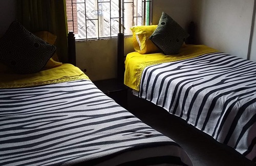 Engativa House | SERVICIO DE HOSPEDAJE. AMBIENTE FAMILIAR.