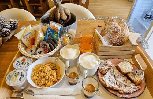 Baronissi House | Setteabbracci Suite & Apartments