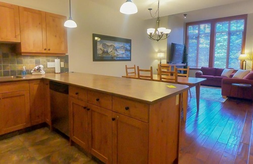 Sun Peaks Condo | Settlers Crossing #29 By Bear Country