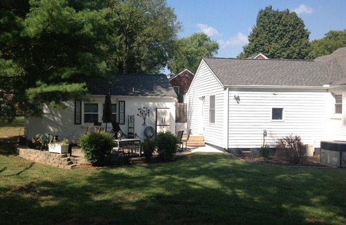 Glencliff Cottage | Seven C's Cottage - Nashville, Tennessee