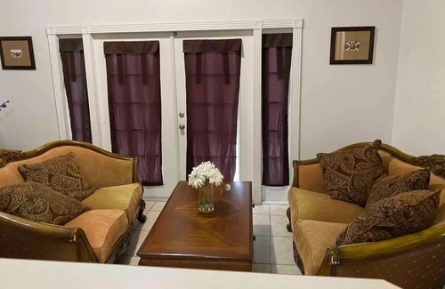 Seven Springs Homes House | Seven Springs Villa 2 bedroom 1 bath