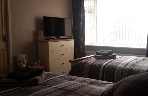 Cardigan Hotel | Seven Stars Inn