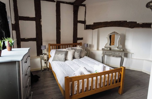 Shrewsbury House | Severn Sleeps