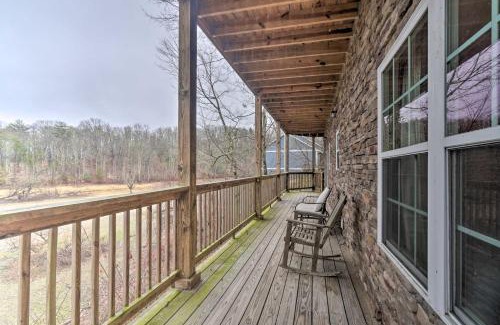 Sevierville House | Sevierville Cabin with Lake Views and Wraparound Porch