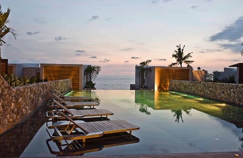 Khuk Khak Beach Apartment | (SHA+)Duplex Suite with Private Pool (D1)