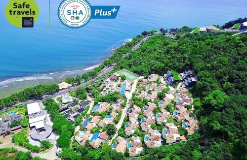 Patong Resort | (SHA+)Sky Standard with Plunge Pool (A)