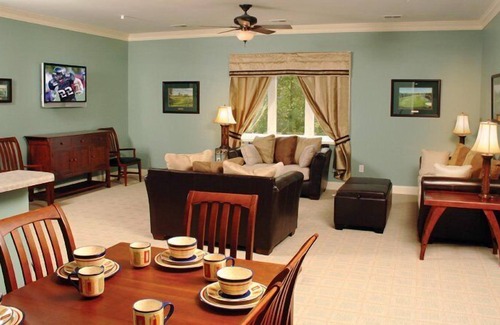 Conway Condo | Shaftesbury Glenn - Hogan