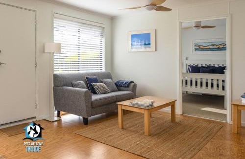 Goolwa Beach House | Shaka Seaside Retreat with Beach Access