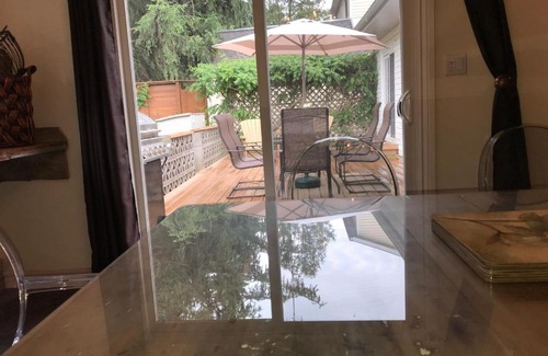 Historic Old Town House | Shakespeare Cottage Licence zero ten 2020