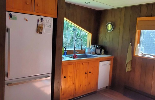 Oliverea House | Shambhala Mountain Retreat: A chalet surrounded by forest. Relax & unwind!