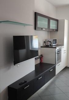 Civate Apartment | Shangri-la
