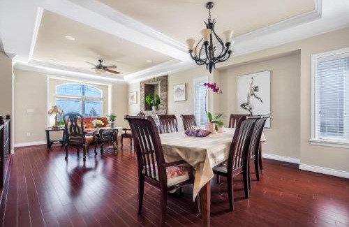 Coquitlam House | Share Home 1BD suite in Coquitlam