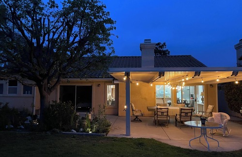 North Valley House | Shared Charming 1-bedroom in wonderful Oceanside with AC, WiFi