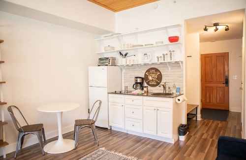 Mountain House Condo | Shared Pool and Hot Tub/Walk to the gondola