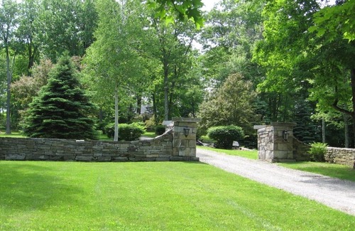 Sharon House | Sharon Country Estate On 300 Acres With 100 Mile Views