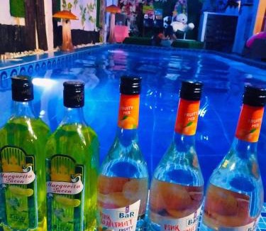 Mandaue Villa | Sharon’s Private Pool Villa