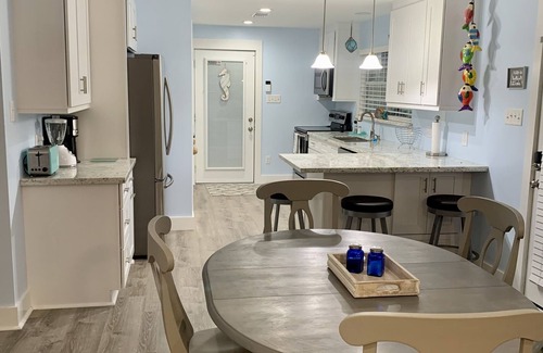 Delacroix House | Shell Beach: Beautiful Newly Completed Bayou Front Vacation House