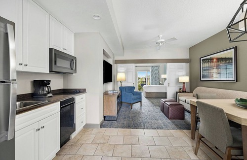 Myrtle Beach Hotel | Sheraton Broadway Resort Villas