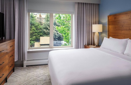 Avon Hotel | Sheraton Lakeside Terrace Villas at Mountain Vista, Avon, Vail Valley