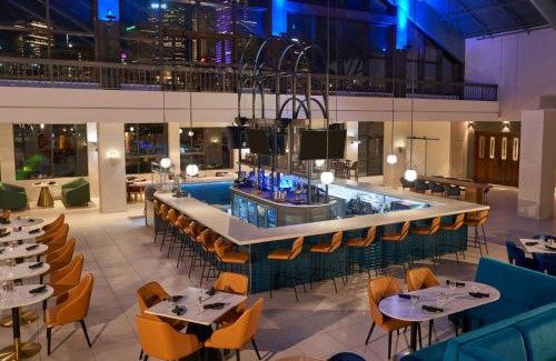 South Shore Hotel | Sheraton Pittsburgh Hotel at Station Square