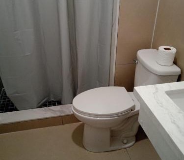 Brantford Hotel | Sherwood Inn