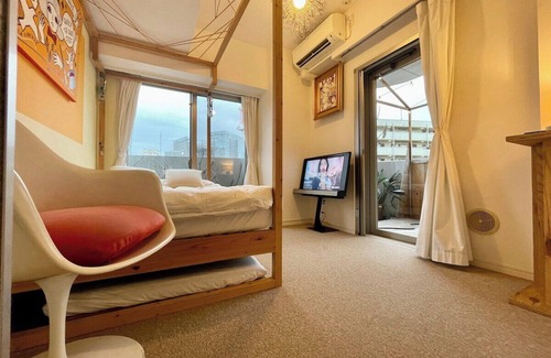 Dogenzaka Apartment | Shibuya station 5min. QCQC studio-Yellow