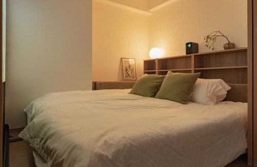 Chinatown Apartment | SHIKA HOME 横浜中華街-大画面プロジェクター付 Couple Family向け快適アパートメント-長期滞在OK