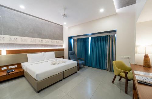 Parthasarathy Puram Hotel | Shilton Dee Cee