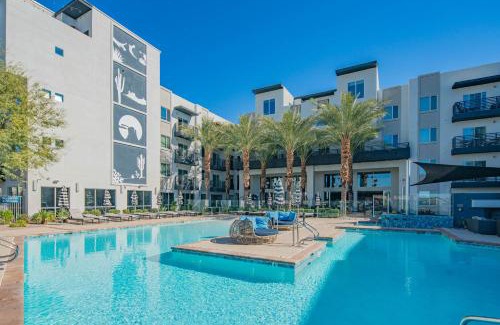 Desert View Village Apartment | Shopping & Dining Dist-Resort Pool-Views-King Bed S439