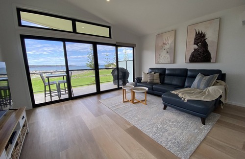Eden Apartment | Shore Break - Unit 7 Eden