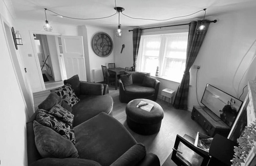 Girvan Cottage | Shore Cottage Ayrshire