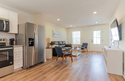 Gulfport House | Shore Thing Summary: