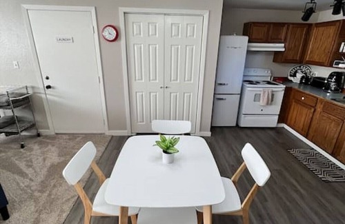 Kodiak Apartment | SHORELINE #5- SHORELINE- Beach Access, Ocean Views, Private
