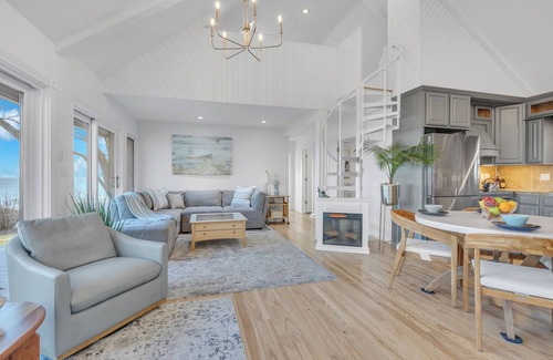 Cleveland Cottage | Shoreline Serenity - 2 Private Acres