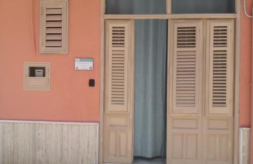 Trappeto Apartment | Short Lets Vacanze "Massimo"