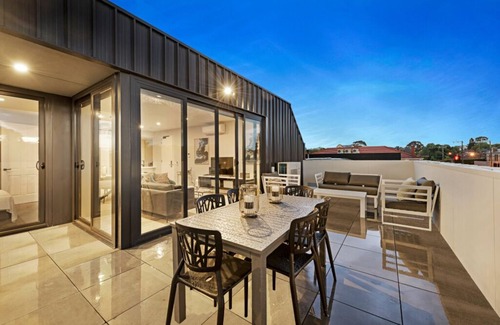 Glen Iris Apartment | Short Stay 2 Bedroom Premier Manhattan Glen Iris