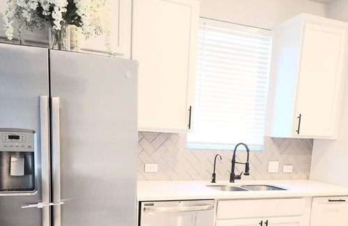 Prosper House | Short Stay, Long on ComfortnOne bedroom in a home with shared space