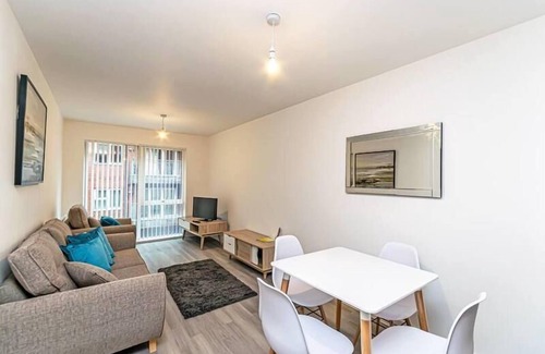 Manchester Apartment | Short Term Let Manchester With Parking