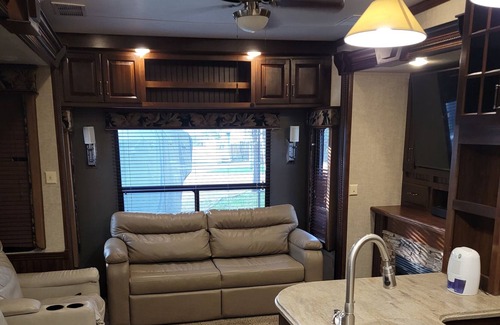 Cascade House | Short-term RV Rental @ Arrowhead Park, in Cascade ID.