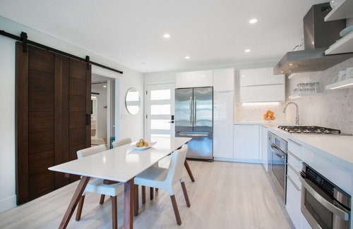 San Clemente Condo | Short Walk To Everything - Peek-a-Boo Ocean View - BBQ