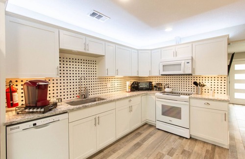 Arlington House | “ShortWalk 5 Star” AT&T Rangers BB Texas Live