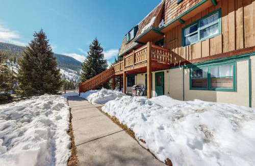 Vail Hotel | Shredders & Hikers Delight