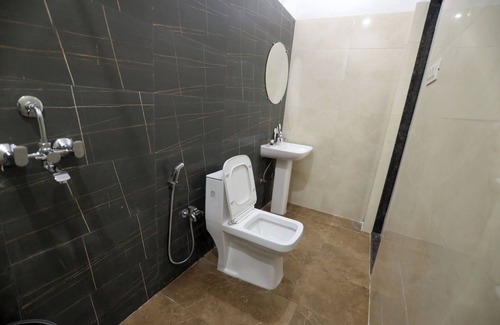 Kalyanpur Hotel | Shree Krishna Inn