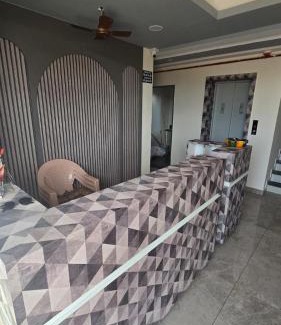 Dwarka House | Shree Mahesh Bhavan