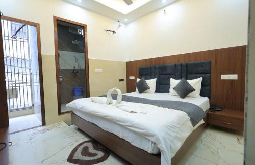 Vrindavan House | Shri Bankey Bihari Home Stay