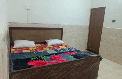 Faizabad House | Shri Ram Janam Homestay 300 Meter from Ram Mandir