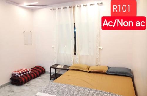 Akalkot Hotel | Shriguru Guest House Akkalkot