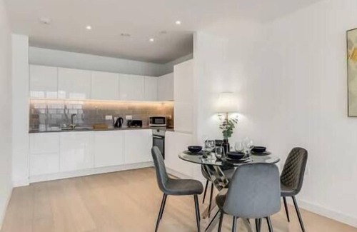 Docklands Apartment | ShyWharf - 2 Bedroom APT